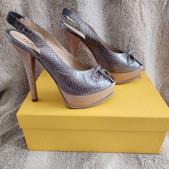 Fendi Shoes | Fendi Python Slingback Pumps. Spuntata Colubro Perlato Size 38 - Picture 6 of 6